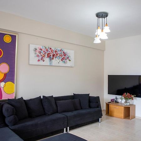 Anesis Apartments Agia Marina  외부 사진
