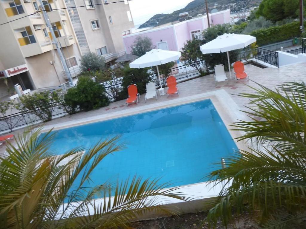 Anesis Apartments Agia Marina  외부 사진