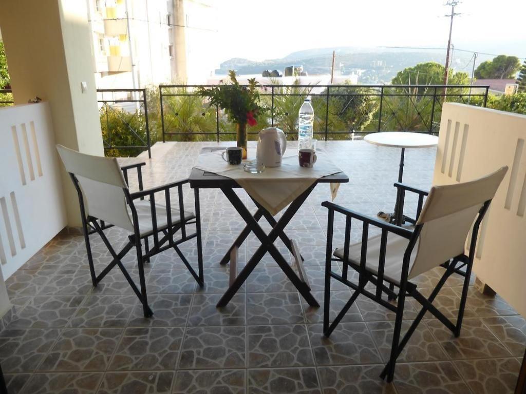 Anesis Apartments Agia Marina  외부 사진